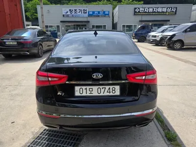 Kia K7 2016, 102317 км, за 3575.37 USD