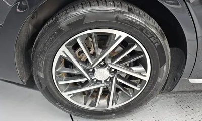Hyundai Grandeur 2020, 73333 км, за 12312.71 USD