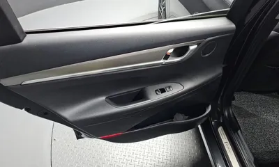 Hyundai Grandeur 2020, 73333 км, за 12312.71 USD - фото 25