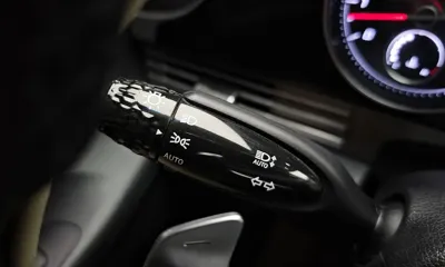 Hyundai Grandeur 2020, 73333 км, за 12312.71 USD - фото 33