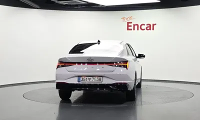 Hyundai Avante 2023, 53459 км, за 15025.6 USD