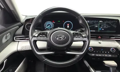 Hyundai Avante 2023, 53459 км, за 15025.6 USD - фото 13