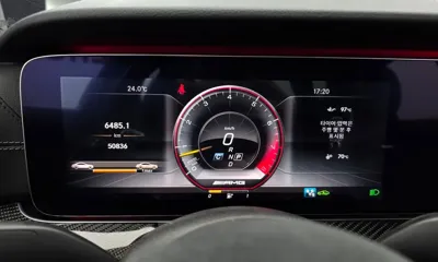 Mercedes-Benz E-Class 2018, 50836 км, за 35643.95 USD - фото 8
