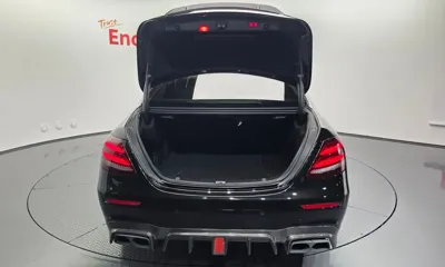 Mercedes-Benz E-Class 2018, 50836 км, за 35643.95 USD - фото 32