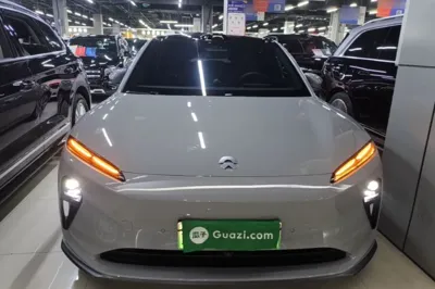 Nio ET5T 2023, 29700 км, за 29205 USD