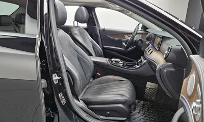 Mercedes-Benz E-Class 2020, 106644 км, за 18839.25 USD - фото 10