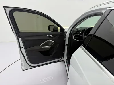 Audi Q3 2022, 38500 км, за 27486.22 USD - фото 20