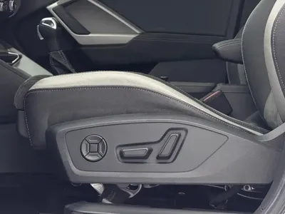Audi Q3 2022, 38500 км, за 27486.22 USD - фото 21