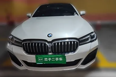 BMW 5 Series 2021, 120700 км, за 31058 USD