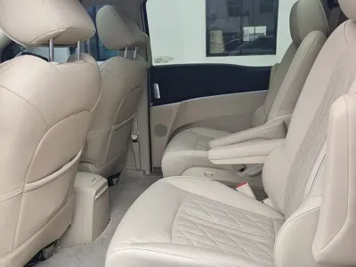 Buick GL8 2023, 32400 км, за 21610.61 USD - фото 6