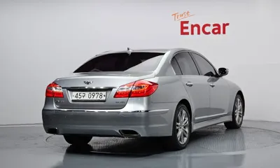 Hyundai Genesis 2012, 184289 км, за 2444.66 USD