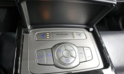 Hyundai Genesis 2012, 184289 км, за 2444.66 USD - фото 17