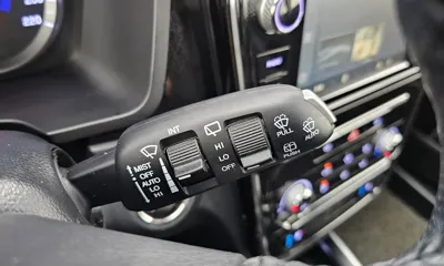 KG_Mobility_Ssangyong TIBOLI 2020, 94889 км, за 7817.59 USD - фото 28