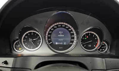 Mercedes-Benz E-Class 2011, 108658 км, за 5907.84 USD - фото 8
