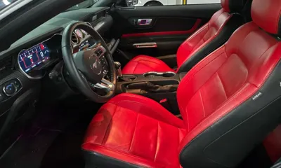 Ford Mustang 2019, 51237 км, за 27627.89 USD