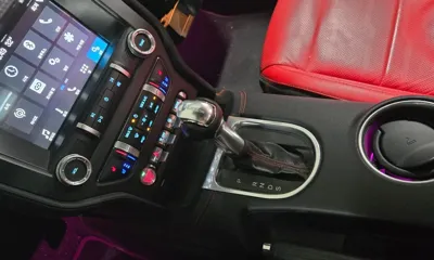 Ford Mustang 2019, 51237 км, за 27627.89 USD - фото 8