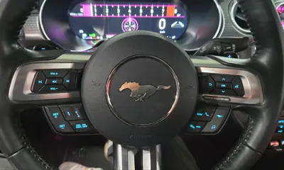 Ford Mustang 2019, 51237 км, за 27627.89 USD - фото 11