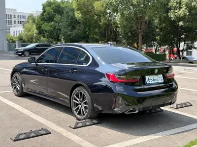 BMW 3 Series 2023, 24700 км, за 29939.75 USD