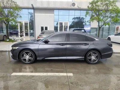 Honda Accord 2022, 25800 км, за 16030.87 USD - фото 9