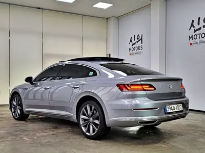 Volkswagen Arteon 2020, 110300 км, за 14375.74 USD