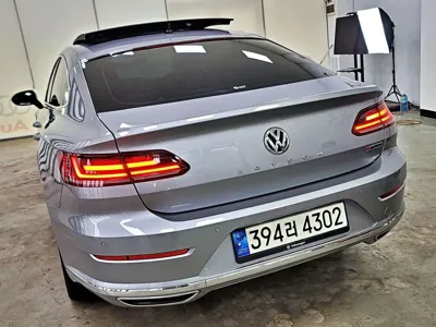 Volkswagen Arteon 2020, 110300 км, за 14375.74 USD