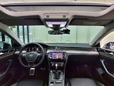 Volkswagen Arteon 2020, 110300 км, за 14375.74 USD - фото 11