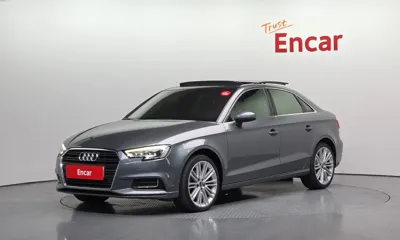 Audi A3 · 2018 год