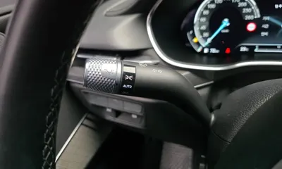 Genesis G80 2022, 104659 км, за 24222.13 USD - фото 27