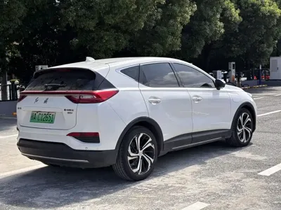 Hongqi Hongqi E-HS3 2019, 46000 км, за 5799.07 USD - фото 6