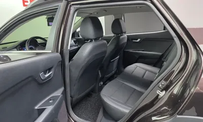 Kia Stonic 2018, 91013 км, за 7169.17 USD - фото 18