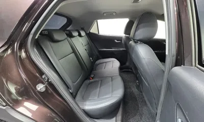 Kia Stonic 2018, 91013 км, за 7169.17 USD - фото 19