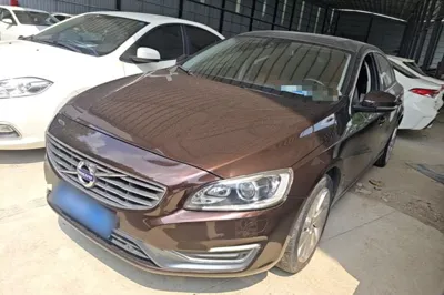 Volvo S60 · 2018 год