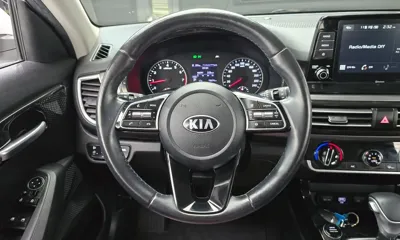 Kia Seltos 2021, 73874 км, за 12874.4 USD - фото 13