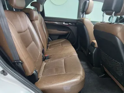 Kia Sorento 2010, 139019 км, за 3581.43 USD - фото 13