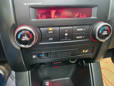 Kia Sorento 2010, 139019 км, за 3581.43 USD - фото 15