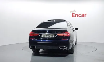 BMW 7-Series 2018, 81947 км, за 24446.64 USD