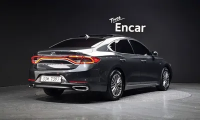 Hyundai Grandeur 2018, 238259 км, за 7469.28 USD