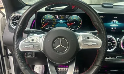 Mercedes-Benz GLB-Class 2022, 49869 км, за 25721.16 USD - фото 8