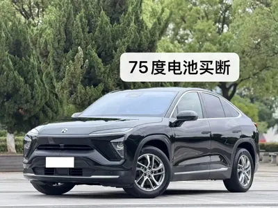 Nio EC6 · 2023 год