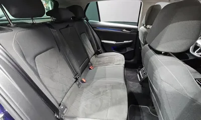 Volkswagen Golf 2023, 73401 км, за 17001.44 USD - фото 19