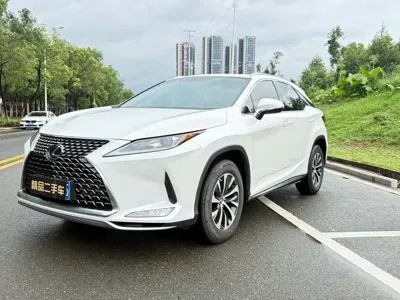 Lexus RX · 2021 год