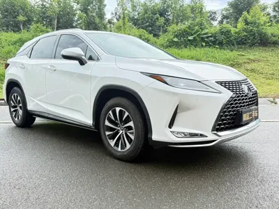 Lexus RX 2021, 100000 км, за 27486.22 USD