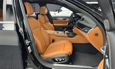 BMW 7-Series 2022, 82206 км, за 42880.73 USD - фото 10