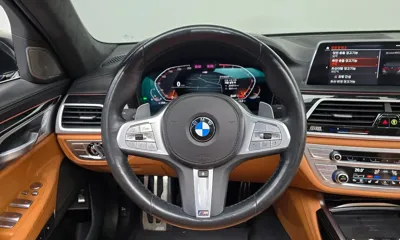 BMW 7-Series 2022, 82206 км, за 42880.73 USD - фото 13