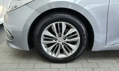 Hyundai Grandeur 2015, 86497 км, за 3744.09 USD