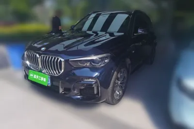BMW X5 · 2020 год