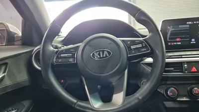 Kia K3 2019, 82814 км, за 7548.9 USD - фото 12