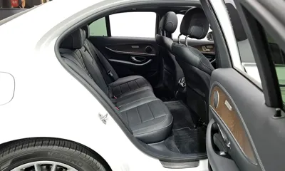 Mercedes-Benz E-Class 2022, 50147 км, за 23311.87 USD - фото 12