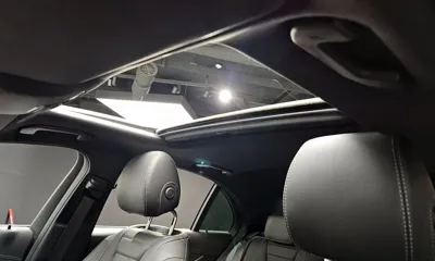 Mercedes-Benz E-Class 2022, 50147 км, за 23311.87 USD - фото 18
