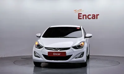 Hyundai Avante 2015, 110436 км, за 3908.8 USD